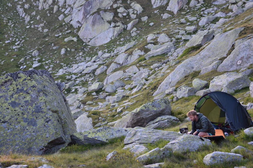 Wandern_Gotthard_5Seen_zNacht